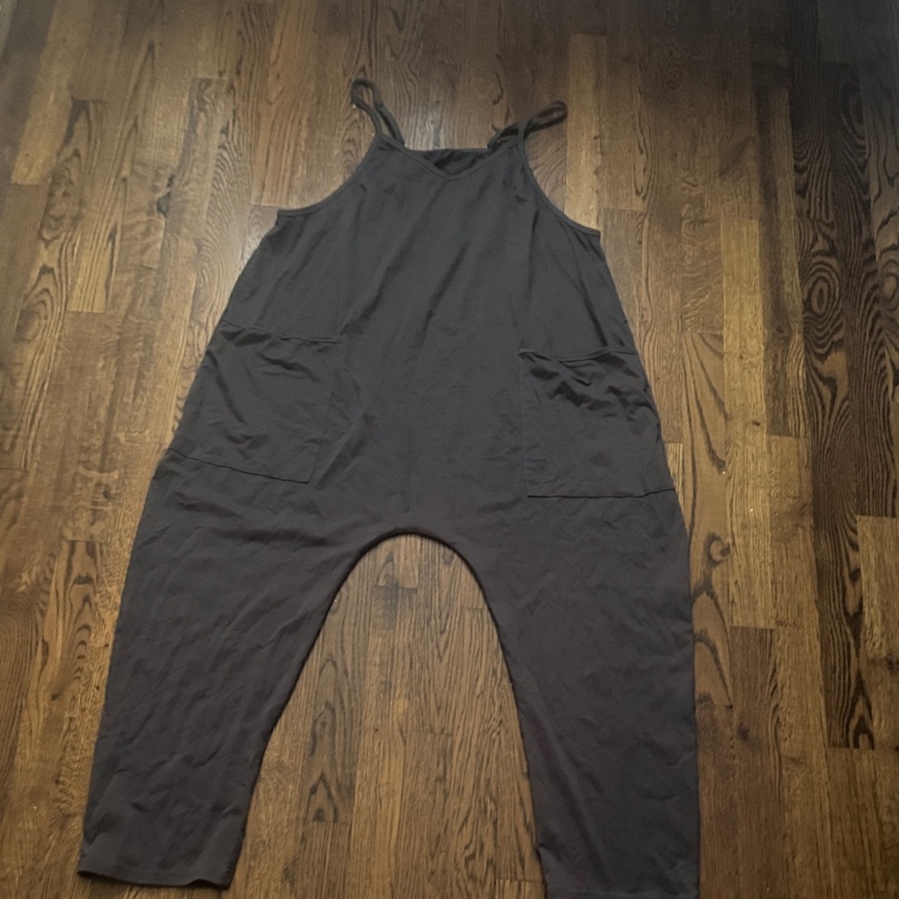 Grey  Sleeveless Jumpsuit